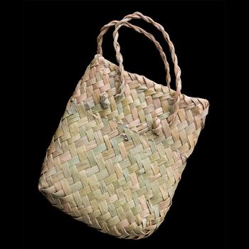 Double Matau Jade Pendant